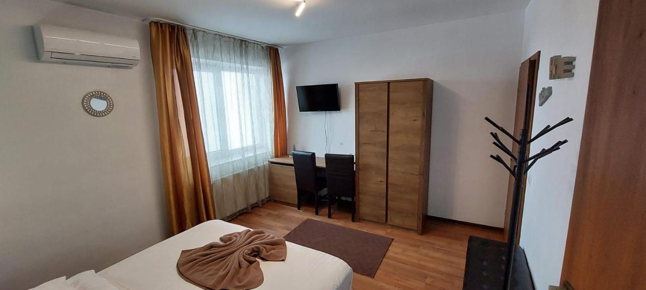 Pensiunea Riunione Brasov Ngoại thất bức ảnh